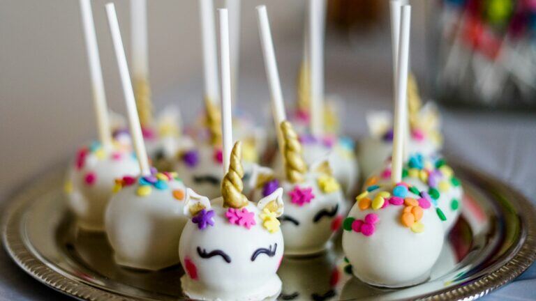 unicorn cakepops